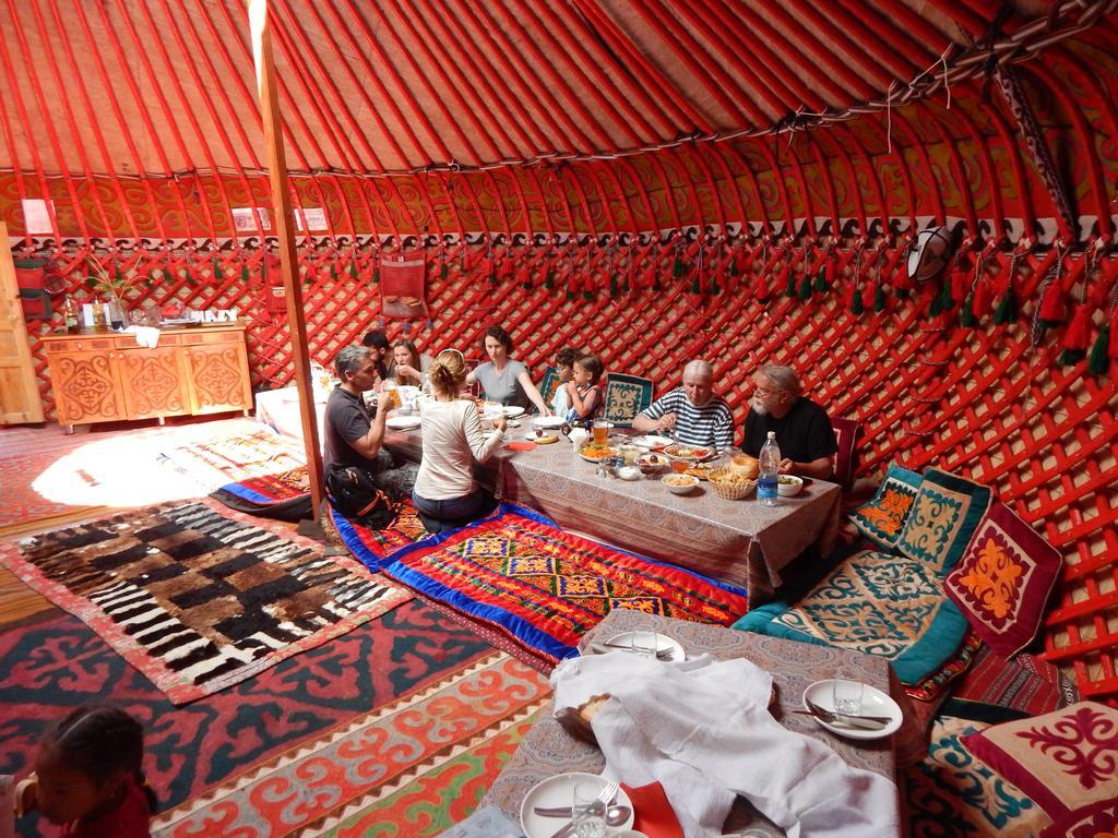 Jurten Camp Almaluu Tong Extérieur photo